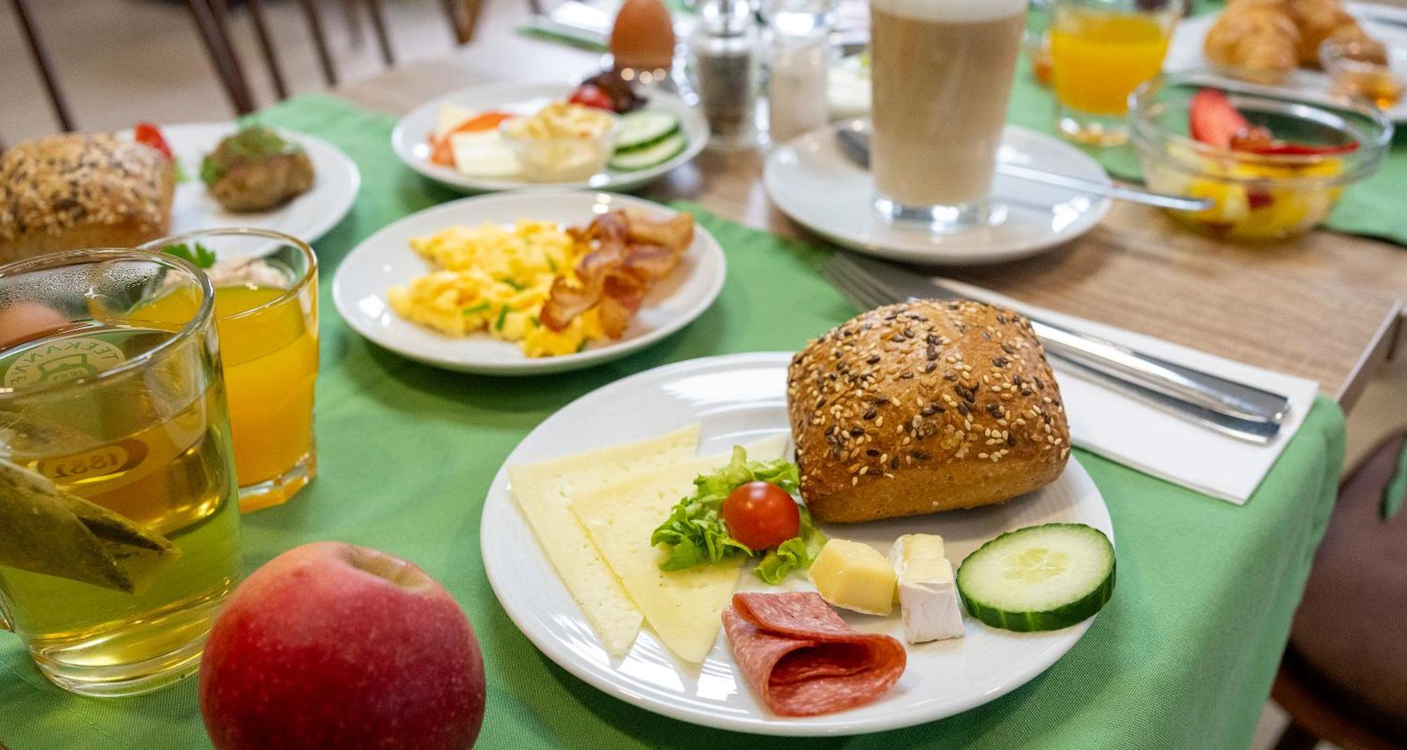 Plaza Inn Braunschweig City Sued Exteriör bild